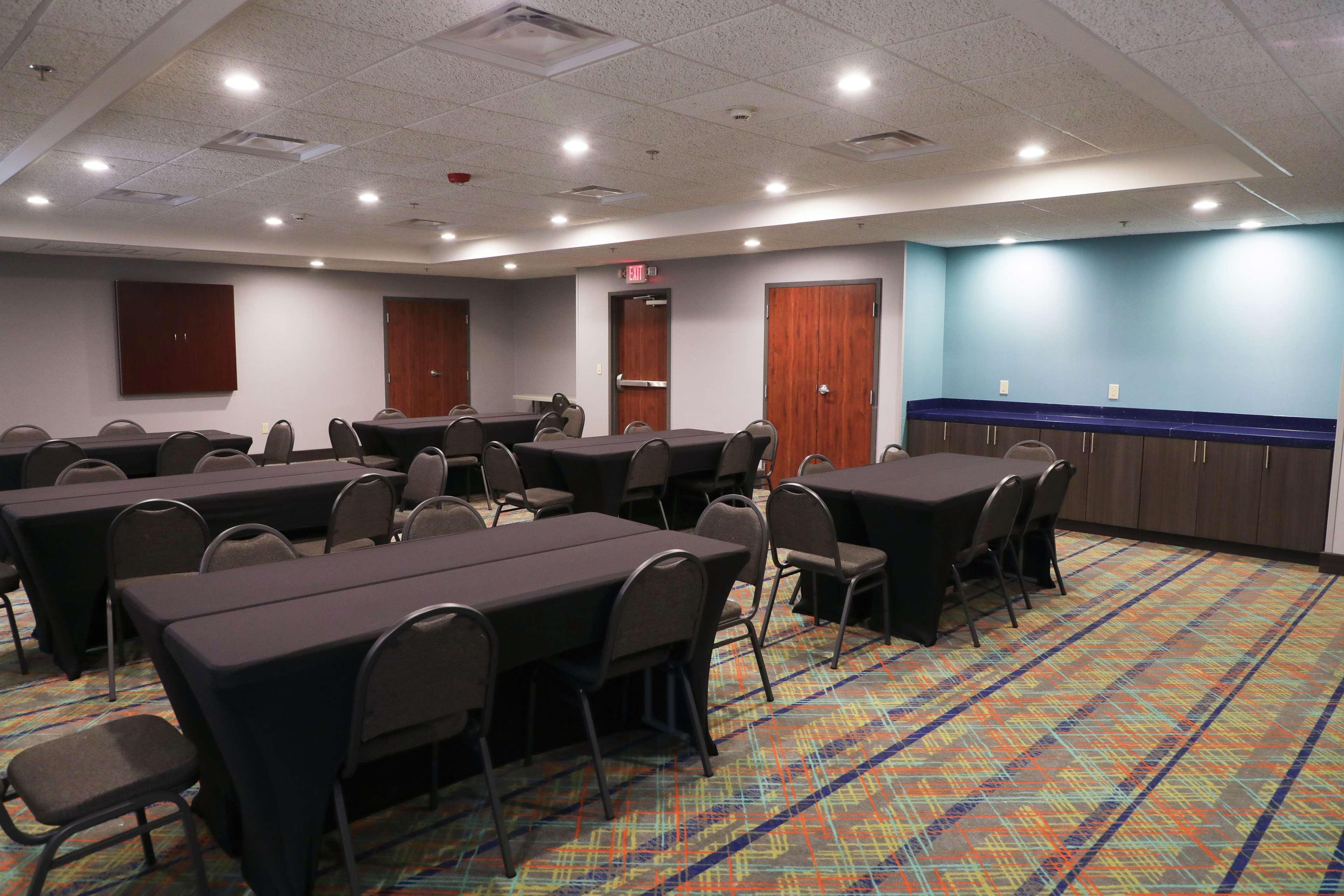 Hampton Inn Muskogee Bagian luar foto