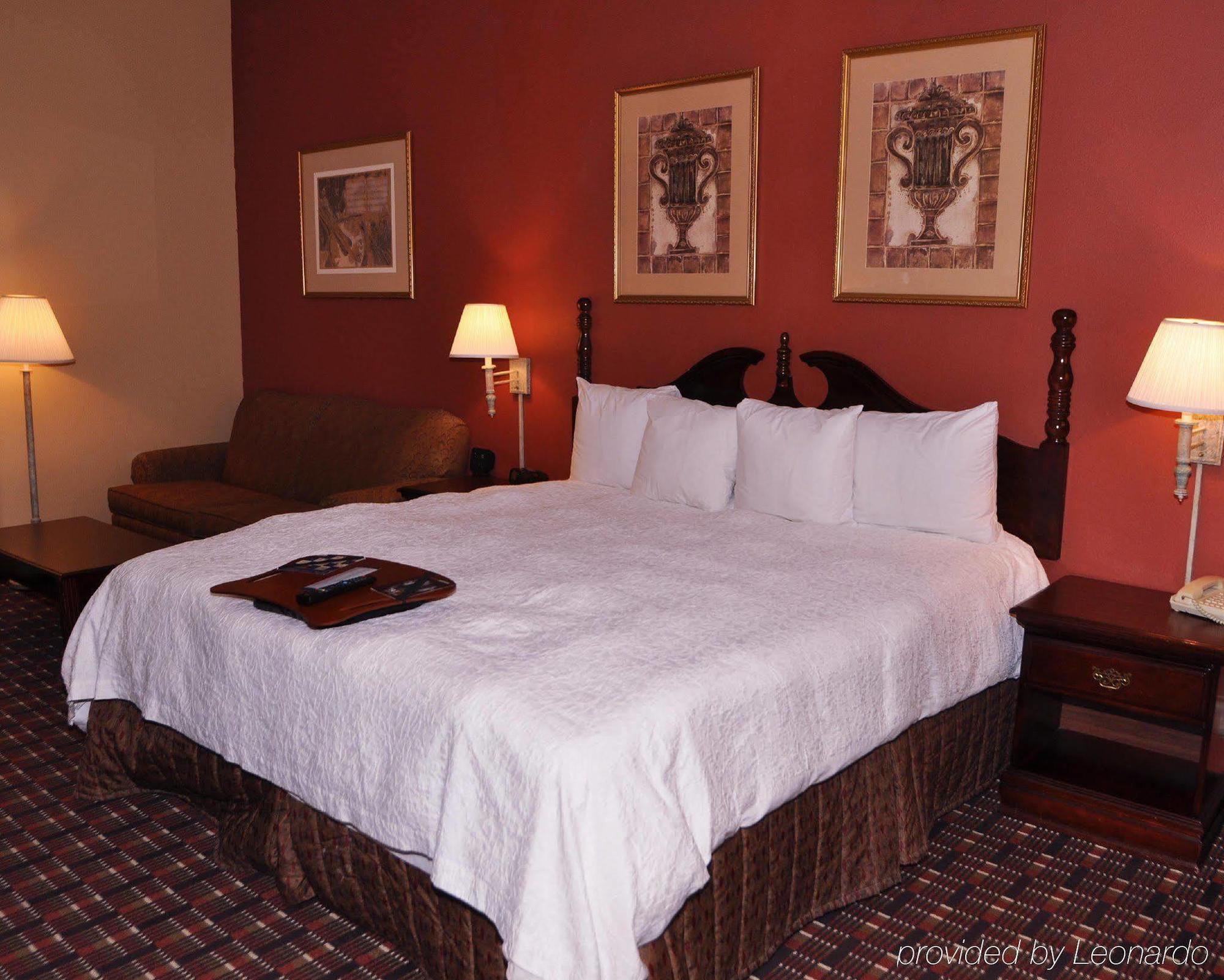 Hampton Inn Muskogee Bagian luar foto