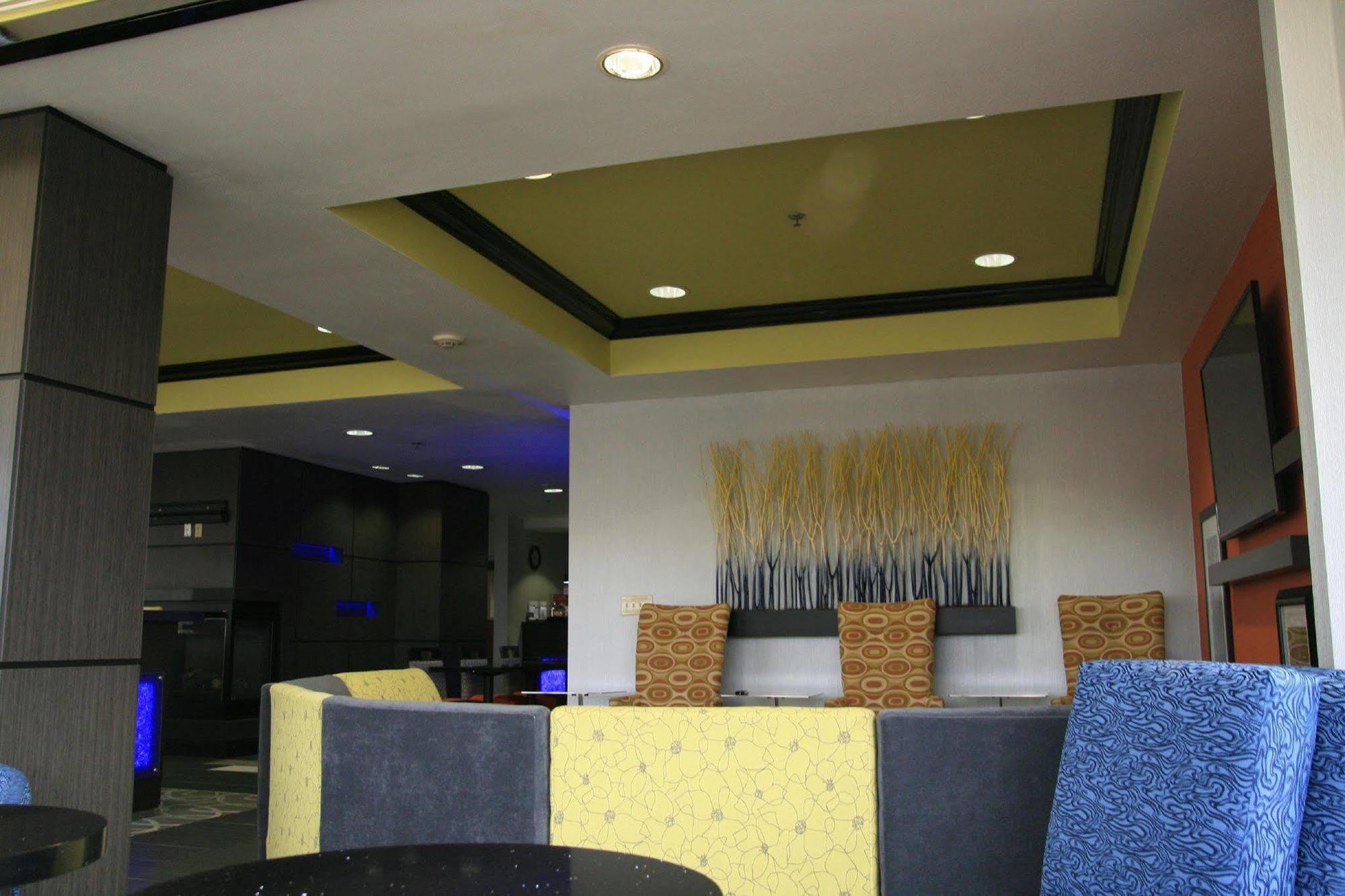 Hampton Inn Muskogee Bagian luar foto