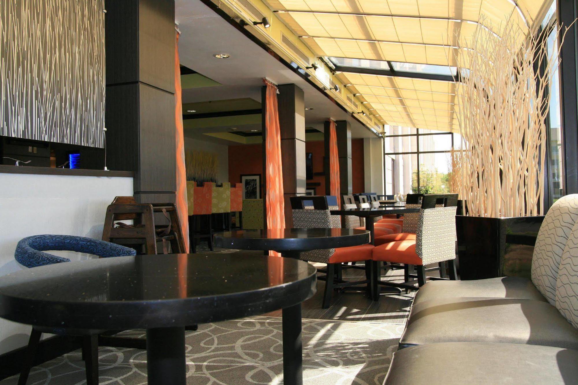 Hampton Inn Muskogee Bagian luar foto