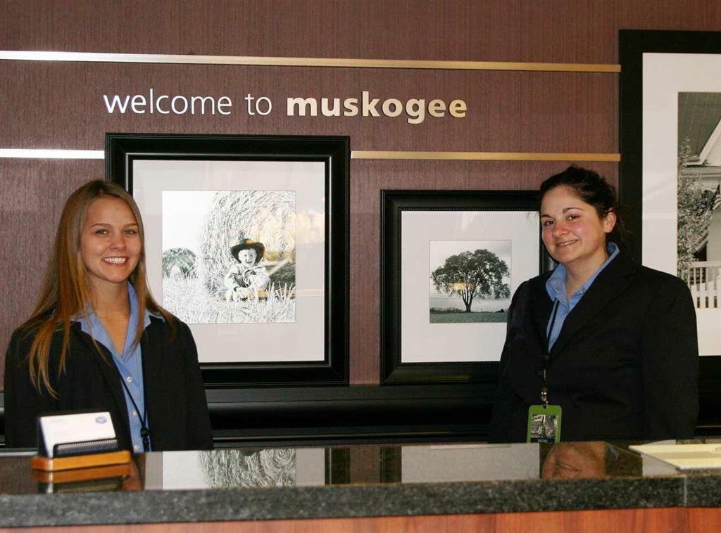 Hampton Inn Muskogee Bagian luar foto
